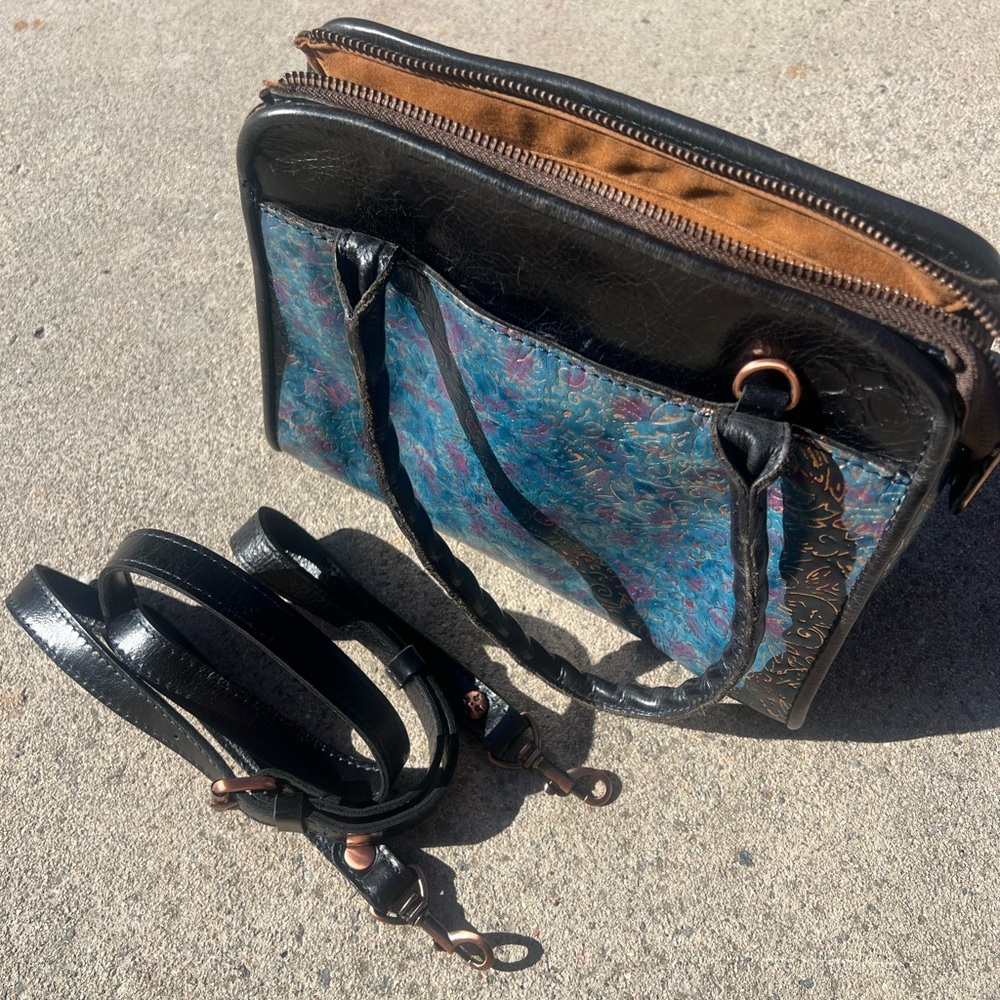 Patricia Nash Black Blue Leather Kimono Tapestry Crossbody Floral Embossed Purse - Picture 11 of 13